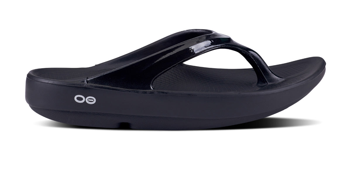 OOFOS Women's OOlala Recovery Sandal - Black – oofos.international