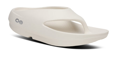 Women's OOmega Luxe Sandal - Titanium Mirror – oofos.international