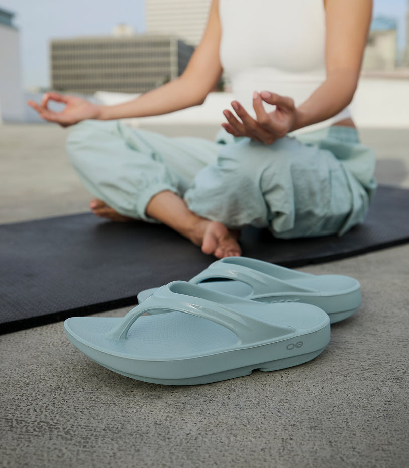 靴 NEIGHBORHOOD SRL OOFOS 22101OON-FW01 OOFOS Recovery Footwear - Official Store