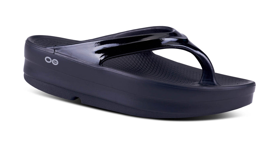 OOFOS OOmega ブラック EU38 OOFOS Women's OOmega Recovery Sandal - Black – oofos.international