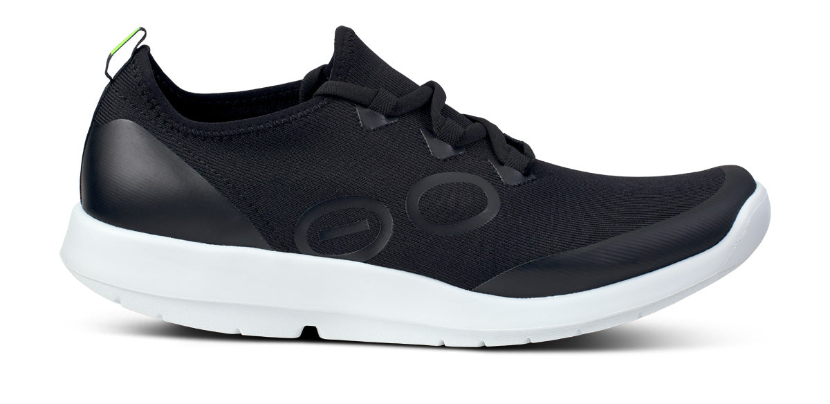NEW OOFOS men\'s oomg sport lace shoe in white black Oofos OOmg Sport Review: My Life Be Like OOohh, Aahhh  main image 2
